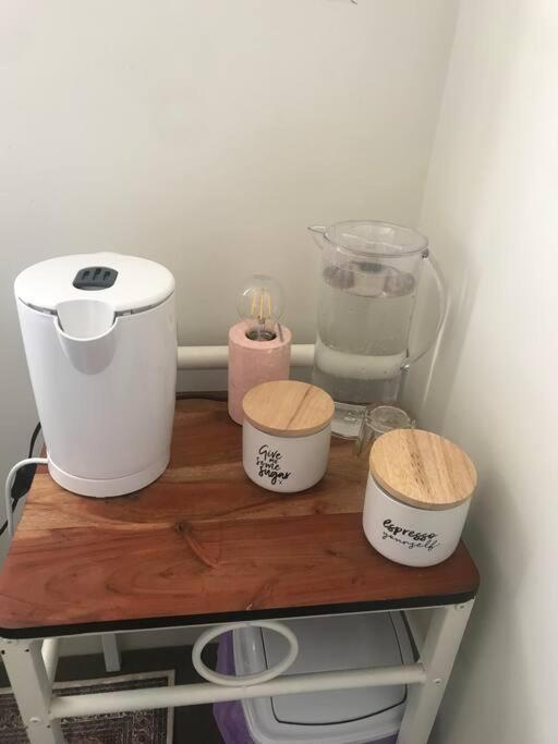 Room With Separate Bath In Shared Homestay Redcliffe Exterior photo